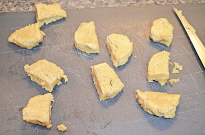 Peanut Butter and Jelly Cookie Cups #cookies #peanutbutterandjelly