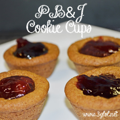 Peanut Butter and Jelly Cookie Cups #cookie #peanutbutterandjelly