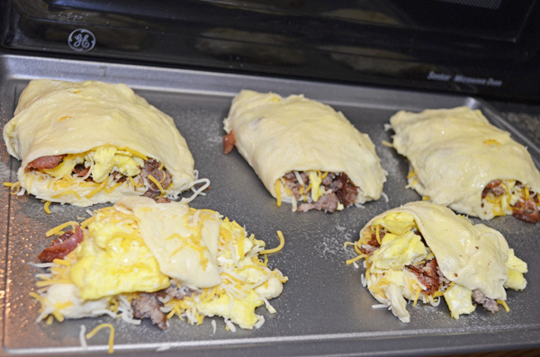 Breakfast Crescents by 3LOL.net