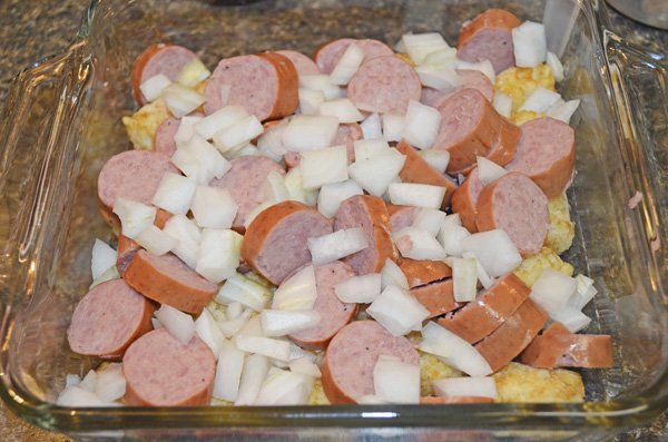 Cheesy Sausage and Tater Tot Casserole by 3GLOL.net