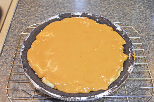 Cookie Dough Oreo Pie by 3GLOL.ne