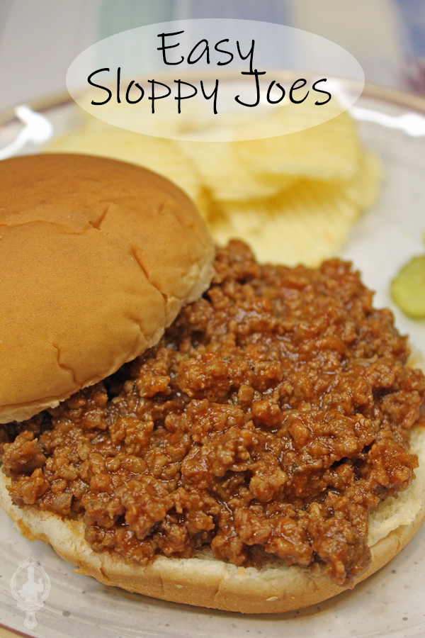 Close up of sloppy joes on a bun.