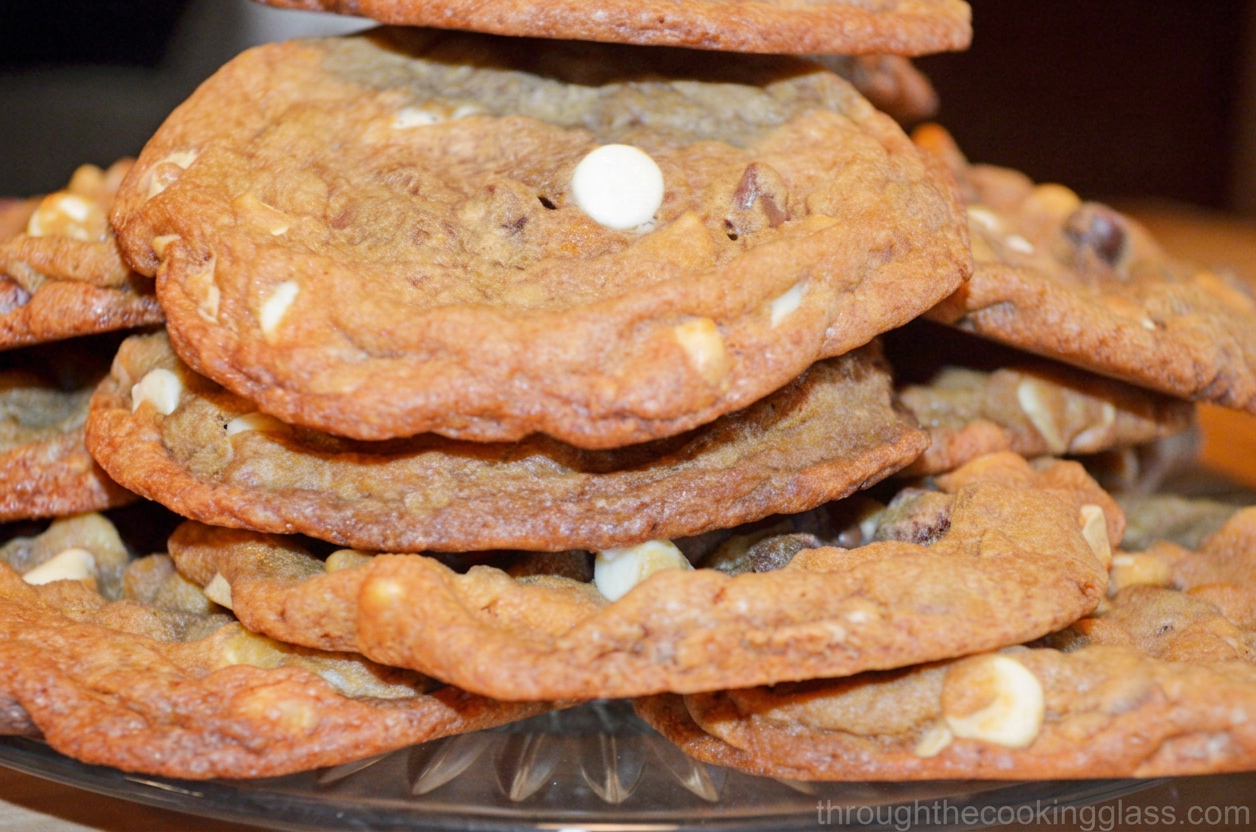 EXTRA Chocolate Chip Cookies by 3glol.net